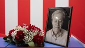 IZGUBILI SMO NAJBOLJEG MEĐU NAMA: Tužan poslednji pozdrav legendi Zvezde na Marakani IZGUBILI SMO NAJBOLJEG MEĐU NAMA: Tužan poslednji pozdrav legendi Zvezde na Marakani
