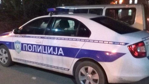 DEMOLIRAO LOKAL, PA PRETIO DEVOJCI: Haos u kafiću u Zemunu - Policija munjevito reagovala