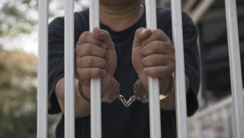UHVAĆEN JEDAN OD NAJTRAŽENIJIH KRIMINALACA S BALKANA: Napravio je jednu grešku, evo šta ga je odalo UHVAĆEN JEDAN OD NAJTRAŽENIJIH KRIMINALACA S BALKANA: Napravio je jednu grešku, evo šta ga je odalo