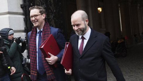 BRITANIJA ODGOVORILA NA NAJAVE CARINA SAD: Sutra stiže Plan za čelik BRITANIJA ODGOVORILA NA NAJAVE CARINA SAD: Sutra stiže Plan za čelik