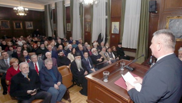 МИ МРЕМО, МАТИЦА ОСТАЈЕ: На свечаности најстаријег храма српске културе уручена Змајева награда (ФОТО) МИ МРЕМО, МАТИЦА ОСТАЈЕ: На свечаности најстаријег храма српске културе уручена Змајева награда (ФОТО)