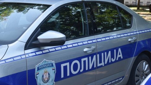 ПОЛИЦИЈА У КИКИНДИ СНИМА ОКУПЉАЊА ГРАЂАНА: Укључени фото- апарати и камере ПОЛИЦИЈА У КИКИНДИ СНИМА ОКУПЉАЊА ГРАЂАНА: Укључени фото- апарати и камере
