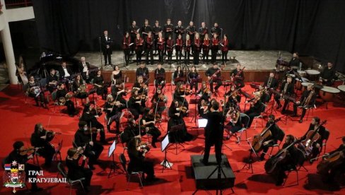 KRAGUJEVAC SRCE IMA : Humanitarna Zimska simfonija u Knjaževsko-srpskom teatru KRAGUJEVAC SRCE IMA : Humanitarna Zimska simfonija u Knjaževsko-srpskom teatru