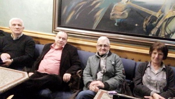ПАРАЋИНСКИ ПЕСНИЦИ У ПРОКУПЉУ: Наступ на 20. Сретењским сусретима ПАРАЋИНСКИ ПЕСНИЦИ У ПРОКУПЉУ: Наступ на 20. Сретењским сусретима