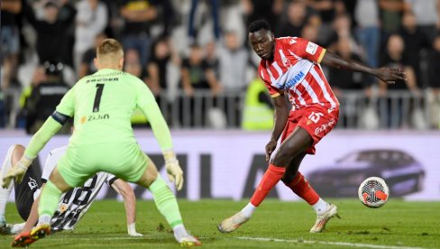 ON DOBIJA VRUĆ KROMPIR! Evo ko će suditi večiti derbi između Crvene zvezde i Partizana ON DOBIJA VRUĆ KROMPIR! Evo ko će suditi večiti derbi između Crvene zvezde i Partizana