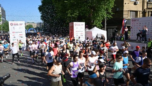 KRENULO JE ODBROJAVANJE! Još mesec dana do starta 38. Beogradskog maratona KRENULO JE ODBROJAVANJE! Još mesec dana do starta 38. Beogradskog maratona