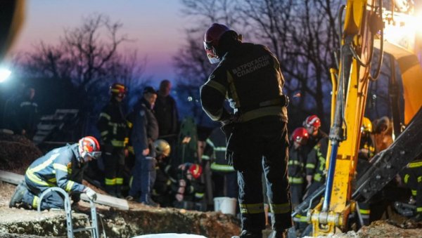 УСПЕШНО ЗАВРШЕНА АКЦИЈА СПАСАВАЊА Дачић: Сви су живи, наши ватрогасци - спасиоци су обавили велики посао УСПЕШНО ЗАВРШЕНА АКЦИЈА СПАСАВАЊА Дачић: Сви су живи, наши ватрогасци - спасиоци су обавили велики посао