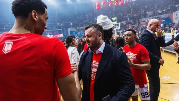 ОВО ЈЕ ИГРА, А НЕ РАТ! Жељко Дрчелић, председник Звезде, о језивој сцени на Купу Радивоја Кораћа, али и великим плановима ОВО ЈЕ ИГРА, А НЕ РАТ! Жељко Дрчелић, председник Звезде, о језивој сцени на Купу Радивоја Кораћа, али и великим плановима