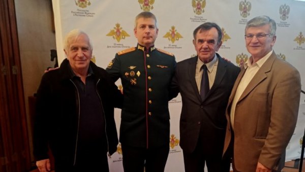 ДАН БРАНИЛАЦА РУСИЈЕ: На пријему у Београду и гости из Лознице ДАН БРАНИЛАЦА РУСИЈЕ: На пријему у Београду и гости из Лознице