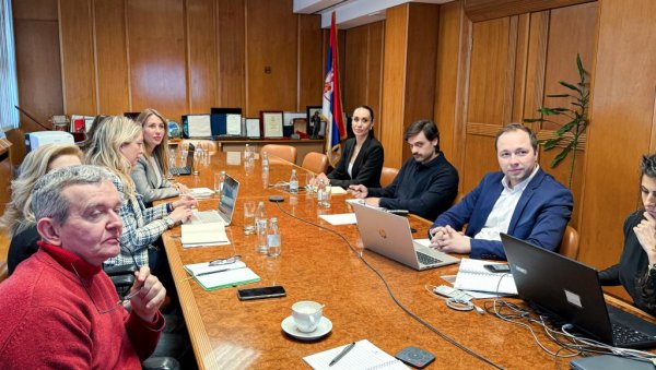 ЗАВРШЕНЕ ДРУГЕ АУКЦИЈЕ ЗА ОИЕ: Резултат нових 10 зелених електрана и 782 милиона евра инвестиција, додатна сигурност за грађане и привреду ЗАВРШЕНЕ ДРУГЕ АУКЦИЈЕ ЗА ОИЕ: Резултат нових 10 зелених електрана и 782 милиона евра инвестиција, додатна сигурност за грађане и привреду