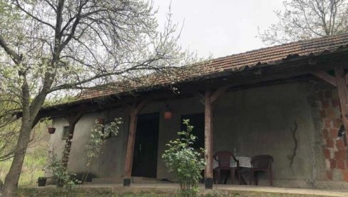 ŽENA PRODAJE DVE KUĆE U BANJI KOVILJAČI: Začudićete se kada vidite koliko je niska cena, ali jedna stvar nije rešena ŽENA PRODAJE DVE KUĆE U BANJI KOVILJAČI: Začudićete se kada vidite koliko je niska cena, ali jedna stvar nije rešena