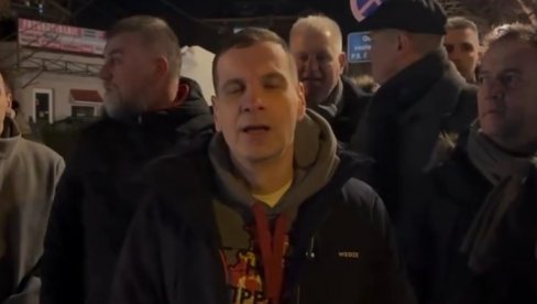 UMESTO BLOKADE AERODROMA MILOŠ JOVANOVIĆ SAMO UNIŠTIO BILBORD: Propala velika najava predsednika Nova DSS UMESTO BLOKADE AERODROMA MILOŠ JOVANOVIĆ SAMO UNIŠTIO BILBORD: Propala velika najava predsednika Nova DSS