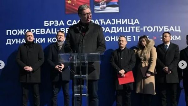СТОТИНАМА ПУТА СМО САЊАЛИ СНОВЕ КАКО ДА ПОДИЖЕМО СРБИЈУ Вучић на отварању деонице Дунавског коридора - Поносан сам на то колико градимо СТОТИНАМА ПУТА СМО САЊАЛИ СНОВЕ КАКО ДА ПОДИЖЕМО СРБИЈУ Вучић на отварању деонице Дунавског коридора - Поносан сам на то колико градимо