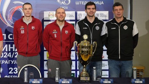 VREME JE ZA TROFEJ: Odbojkaši Radničkog i Partizana, kao i igračice TENT-a i Železničara najvaljuju neizvesne duele u finalu Kupa VREME JE ZA TROFEJ: Odbojkaši Radničkog i Partizana, kao i igračice TENT-a i Železničara najvaljuju neizvesne duele u finalu Kupa
