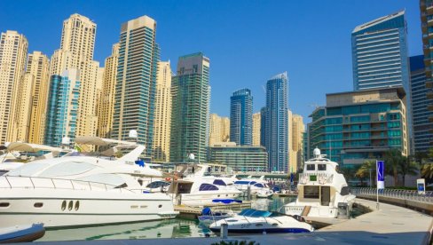 UTOPIJA BOGATAŠA POSTAJE PRAVI MALI RAJ Zlatna viza Dubaija i multimilionske jahte dobitna kombinacija za poznate i imućne (FOTO) UTOPIJA BOGATAŠA POSTAJE PRAVI MALI RAJ Zlatna viza Dubaija i multimilionske jahte dobitna kombinacija za poznate i imućne (FOTO)
