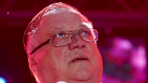 ŽENA MI JE IMALA TUMOR, NIJE MOGLA VIŠE DA RAĐA: Halidova potresna ispovest - o porodici, braku i danu kada je upoznao ženu ŽENA MI JE IMALA TUMOR, NIJE MOGLA VIŠE DA RAĐA: Halidova potresna ispovest - o porodici, braku i danu kada je upoznao ženu