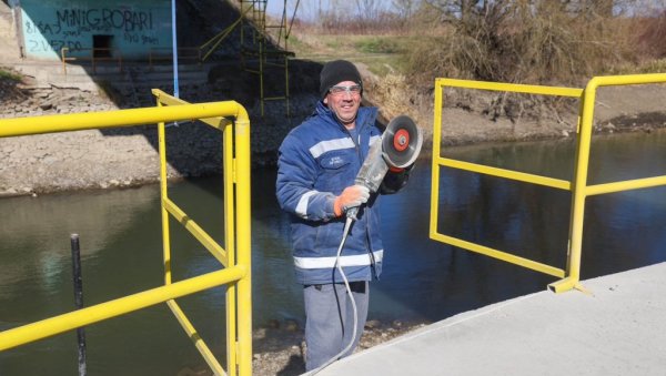 НА БЕГЕЈУ КАО НЕКАДА: Мештани Житишта у низу радних акција уређења купалишта НА БЕГЕЈУ КАО НЕКАДА: Мештани Житишта у низу радних акција уређења купалишта