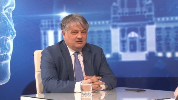УВЕРЕН САМ У ФАНТАСТИЧНУ БУДУЋНОСТ СРБИЈЕ Лучић: Фокус на тржишта где живи много људи пореклом из наше земље УВЕРЕН САМ У ФАНТАСТИЧНУ БУДУЋНОСТ СРБИЈЕ Лучић: Фокус на тржишта где живи много људи пореклом из наше земље