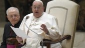 PAPA FRANJA NEĆE VODITI VASKRŠNJE SLUŽBE U VATIKANU: Evo koji je razlog i ko će ovo raditi umesto poglavara Rimokatoličke crkve