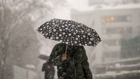 OVA POJAVA SE DEŠAVA PRVI PUT OVE GODINE: RHMZ upalio alarm, a ovo je tačan datum kada se otvaraju bečka vrata