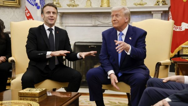 УОЧИ САСТАНКА О УКРАЈИНИ: Трамп разговарао са Макроном УОЧИ САСТАНКА О УКРАЈИНИ: Трамп разговарао са Макроном