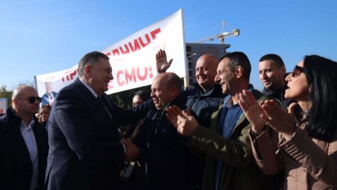 SUDE SRPSKOJ A NE DODIKU, HOĆE DA JE RAZVLASTE: Vlada u RS usvojila informaciju uoči sutrašnje presude predsedniku republike SUDE SRPSKOJ A NE DODIKU, HOĆE DA JE RAZVLASTE: Vlada u RS usvojila informaciju uoči sutrašnje presude predsedniku republike