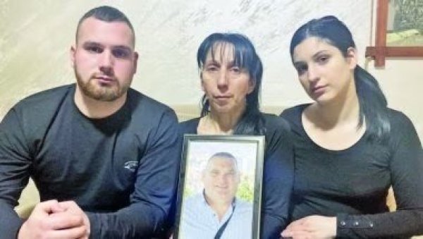 ПОНОВО СУ УБИЛИ ЉУБИШУ: Скандалозна пресуда црногорског суда - Током пљачке поште ликвидирали радника обезбеђења, а пуштени на слободу ПОНОВО СУ УБИЛИ ЉУБИШУ: Скандалозна пресуда црногорског суда - Током пљачке поште ликвидирали радника обезбеђења, а пуштени на слободу