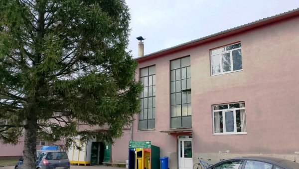 НЕМА ЗИМЕ ЗА ОСНОВЦЕ: Гасификована школа у Доњем Видову (ФОТО) НЕМА ЗИМЕ ЗА ОСНОВЦЕ: Гасификована школа у Доњем Видову (ФОТО)