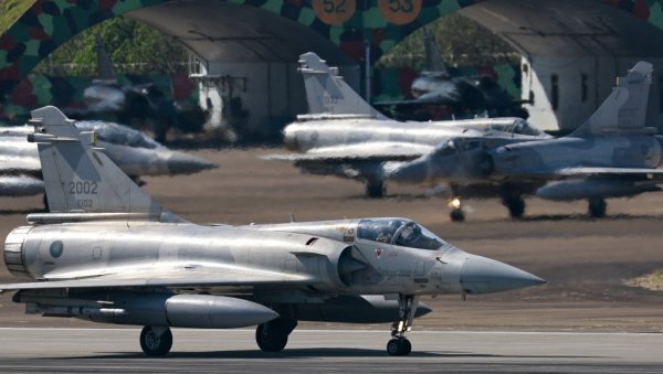 ВИСОК СТЕПЕН ОПАСНОСТИ ОД КИНЕ Тајван: Кина изазива војним вежбама код своје обале ВИСОК СТЕПЕН ОПАСНОСТИ ОД КИНЕ Тајван: Кина изазива војним вежбама код своје обале
