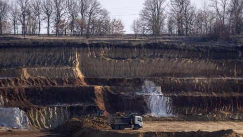 КОЛТАН, ЗЛАТО И ВЕНЕЦУЕЛА: Трамп тражи приступ ресурсима у зони ван државне контроле