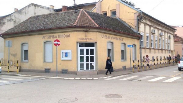 ГОСТИ ИЗ МАКЕДОНИЈЕ У ПОЖАРЕВЦУ: Сутра бесплатан концерт у Музичкој школи ГОСТИ ИЗ МАКЕДОНИЈЕ У ПОЖАРЕВЦУ: Сутра бесплатан концерт у Музичкој школи