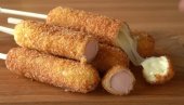 POHOVANI HOT DOG SA SIROM: Jelo koje će vas osvojiti na prvi zalogaj POHOVANI HOT DOG SA SIROM: Jelo koje će vas osvojiti na prvi zalogaj