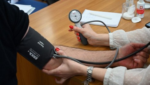 GERONTODOMAĆICE ZAVRŠILE OBUKU: Obezbeđena stručna pomoć najstarijim žiteljima četiri sela na teritoriji Beočina GERONTODOMAĆICE ZAVRŠILE OBUKU: Obezbeđena stručna pomoć najstarijim žiteljima četiri sela na teritoriji Beočina
