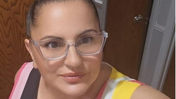 ЖЕЉКА ПЕТРОВИЋ ПОГИНУЛА ВОЗЕЋИ КАМИОН У АМЕРИЦИ: Пријатељи се опраштају се од ње ЖЕЉКА ПЕТРОВИЋ ПОГИНУЛА ВОЗЕЋИ КАМИОН У АМЕРИЦИ: Пријатељи се опраштају се од ње
