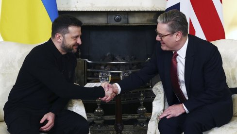СТАРМЕР НА ОТВАРАЊУ САМИТА: Европа се суочава са јединственим тренутком када је реч о њеној безбедности СТАРМЕР НА ОТВАРАЊУ САМИТА: Европа се суочава са јединственим тренутком када је реч о њеној безбедности