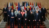 ХОЛАНДИЈА НИЈЕ ДАЛА НИКАКВА КОНКРЕТНА ОБЕЋАЊА Схоф: Нисам поменуо никакве износе ХОЛАНДИЈА НИЈЕ ДАЛА НИКАКВА КОНКРЕТНА ОБЕЋАЊА Схоф: Нисам поменуо никакве износе