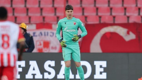 KAO DA SAM DAO GOL! Savo Radanović, najmlađi debitant u istoriji srpskog fudbala, o meču koji će se večno pamtiti KAO DA SAM DAO GOL! Savo Radanović, najmlađi debitant u istoriji srpskog fudbala, o meču koji će se večno pamtiti
