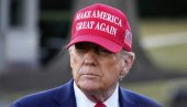 ТРГОВИНСКИ РАТ АМЕРИКЕ И КАНАДЕ Трамп поручио Трудоу: Гувернеру увешћемо додатне царине