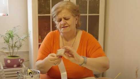 PENZIONERKA LJUBICA POKRENULA BIZNIS ZBOG TIK TOKA: Biznis joj cveta pred 8. mart (VIDEO) PENZIONERKA LJUBICA POKRENULA BIZNIS ZBOG TIK TOKA: Biznis joj cveta pred 8. mart (VIDEO)