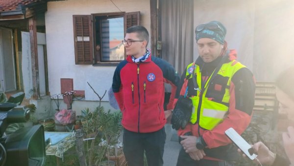 СВЕДОЧЕЊЕ СПАСИОЦА: Овако је изгледао тренутак кад су нашли девојчицу Дуњу Марковић (ВИДЕО) СВЕДОЧЕЊЕ СПАСИОЦА: Овако је изгледао тренутак кад су нашли девојчицу Дуњу Марковић (ВИДЕО)