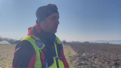 DEJAN OBJASNIO KAKO JE PRONAĐENA DEVOJČICA: Samo sam molio Boga da je živa, par sekundi se nije pomerala (VIDEO) DEJAN OBJASNIO KAKO JE PRONAĐENA DEVOJČICA: Samo sam molio Boga da je živa, par sekundi se nije pomerala (VIDEO)