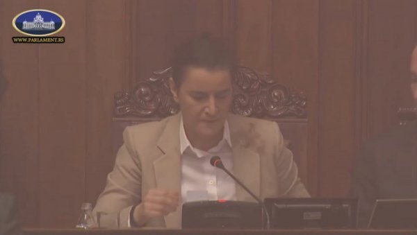 НЕЋЕТЕ НАС ЗАУСТАВИТИ, ЉУБИМЦИ АЉБИНА КУРТИЈА Ана Брнабић храбро одбрусила дивљачкој антисрпској опозицији НЕЋЕТЕ НАС ЗАУСТАВИТИ, ЉУБИМЦИ АЉБИНА КУРТИЈА Ана Брнабић храбро одбрусила дивљачкој антисрпској опозицији