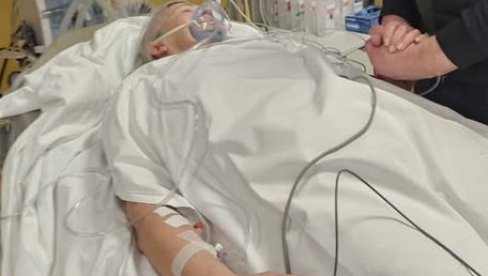 JASMINA OBRADOVIĆ U TEŠKOM STANJU: Poslanica doživela moždani udar zbog napada opozicije u Skupštini Srbije JASMINA OBRADOVIĆ U TEŠKOM STANJU: Poslanica doživela moždani udar zbog napada opozicije u Skupštini Srbije