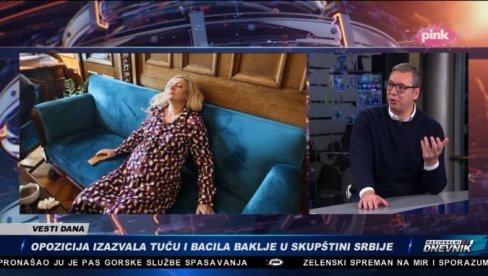 MALI GAVRILO POSTAĆE SIMBOL OTPORA OBOJENOJ REVOLUCIJI Vučić o jezivom napadu na trudnicu Sonju Ilić MALI GAVRILO POSTAĆE SIMBOL OTPORA OBOJENOJ REVOLUCIJI Vučić o jezivom napadu na trudnicu Sonju Ilić