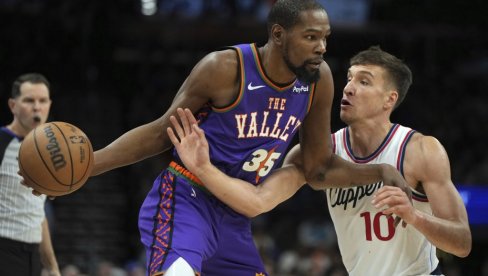 BURNA NOĆ U NBA! Ništa od srpskog derbija, njegovo veličanstvo Lebron DŽejms (VIDEO) BURNA NOĆ U NBA! Ništa od srpskog derbija, njegovo veličanstvo Lebron DŽejms (VIDEO)