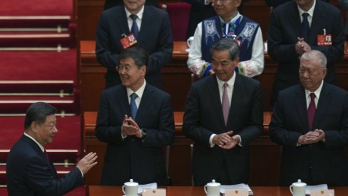 PEKING PUNI BUDŽET ZA VOSJKU: Odbrambena kasa uvećava se za 231 milijardu evra, unapređenje cilja ujedinjenja s Tajvanom PEKING PUNI BUDŽET ZA VOSJKU: Odbrambena kasa uvećava se za 231 milijardu evra, unapređenje cilja ujedinjenja s Tajvanom