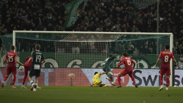 ТИП ИЗДВАЈА ЗА СРЕДУ: Панатинаикосу куп пречица до европе