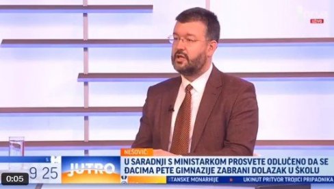 STUDENTSKI PLENUMI SU DEO TOTALITARNE IDEOLOGIJE Antić: Baš kao i fašizam i komunizam (VIDEO) STUDENTSKI PLENUMI SU DEO TOTALITARNE IDEOLOGIJE Antić: Baš kao i fašizam i komunizam (VIDEO)