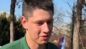STUDENT MILOŠ OTKRIO: Najskuplja stvar u mom šatoru je knjiga (VIDEO) STUDENT MILOŠ OTKRIO: Najskuplja stvar u mom šatoru je knjiga (VIDEO)
