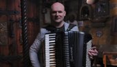 NOTA RUMUNJEŠTE: Miloš Janković bogatu muzičku tradiciju obogatio specifičnim ritmom (FOTO/VIDEO)